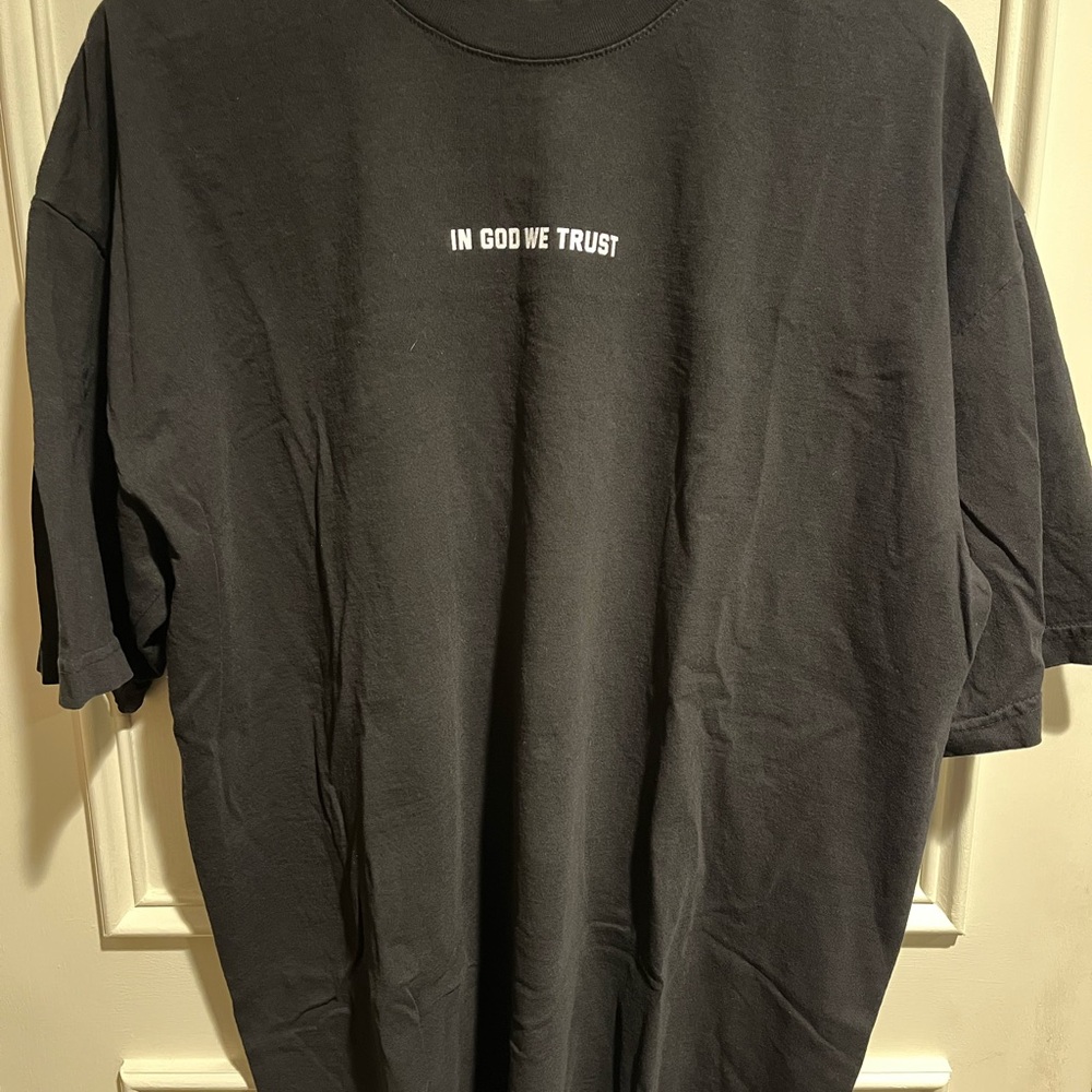 Holstrength Men's Black Graphic Tee - In God We Trust “God Bless America”